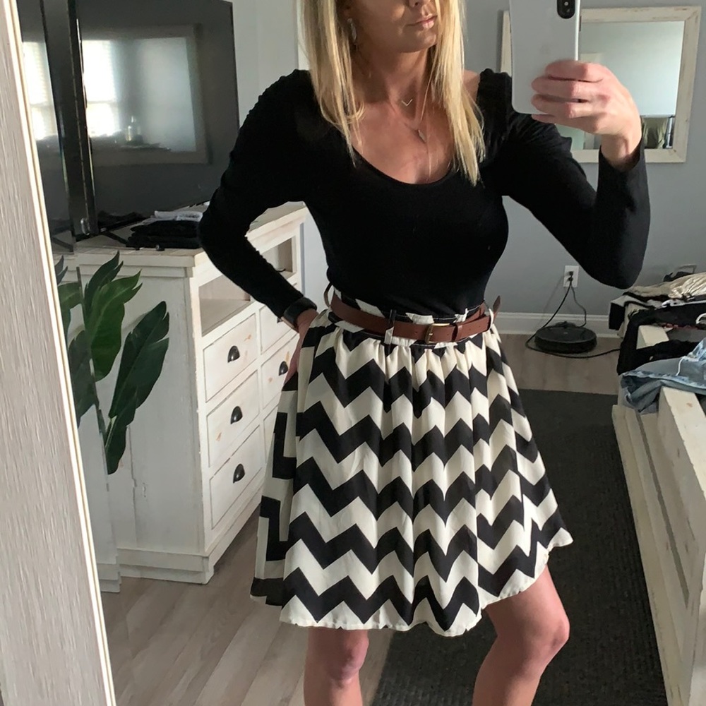 Double Zero black dress and chevron medium